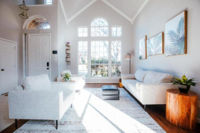 Elegant Executive Escape 3800 sqft 5 bedroom home